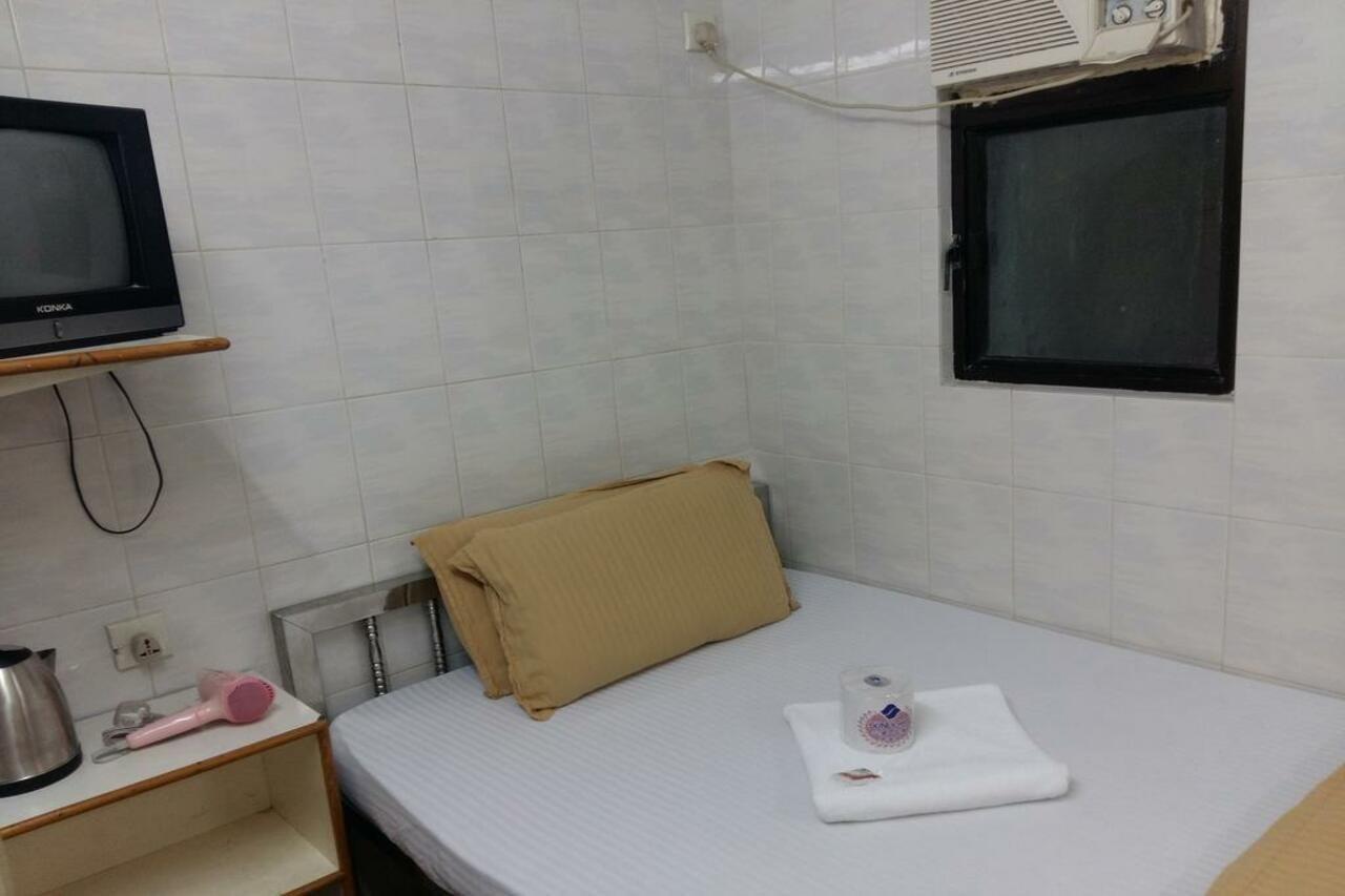 New Yan Yan Guest House Reception 9Th Floor Flat E4 E6 هونغ كونغ المظهر الخارجي الصورة