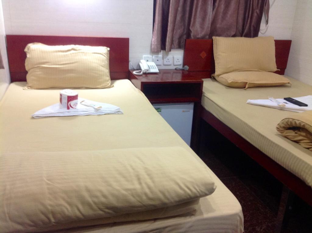 New Yan Yan Guest House Reception 9Th Floor Flat E4 E6 هونغ كونغ المظهر الخارجي الصورة